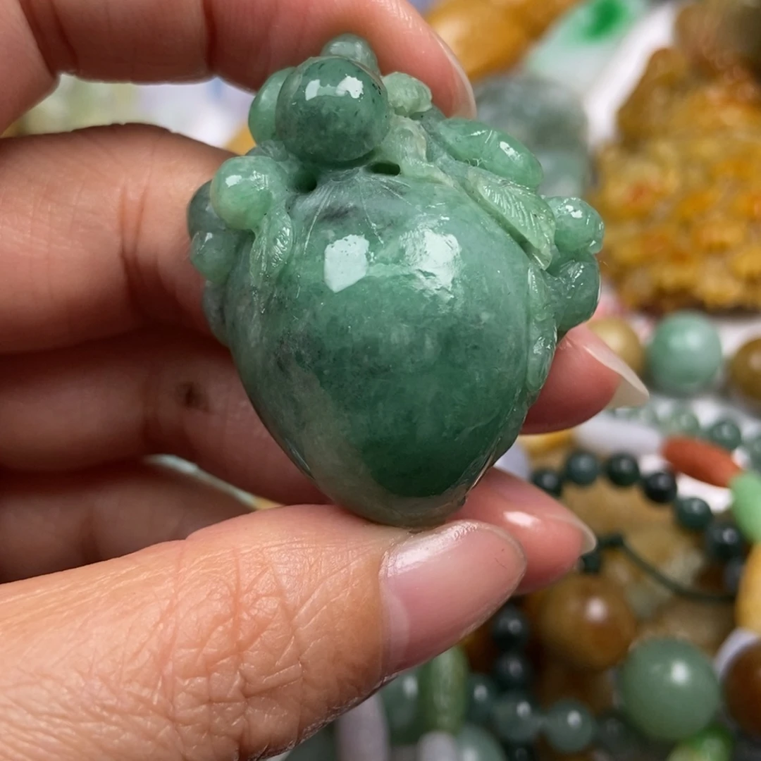 定制翡翠未镶嵌翡翠