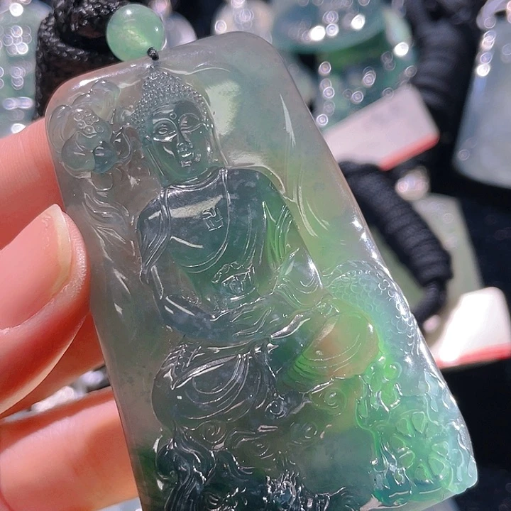 翡翠颈饰未镶嵌12，