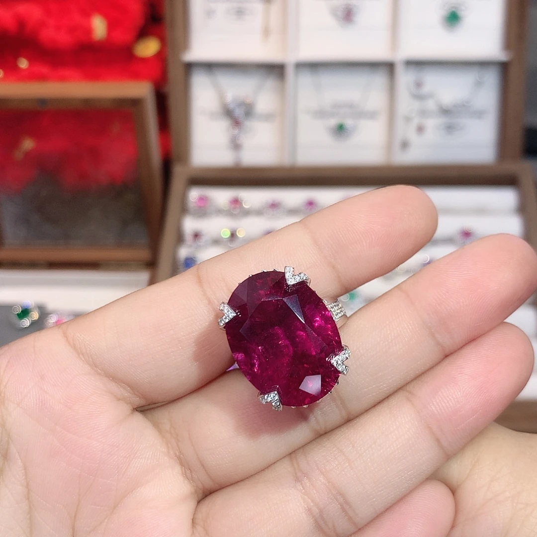 戒指18K金镶嵌碧玺25.98ct/七天无理由