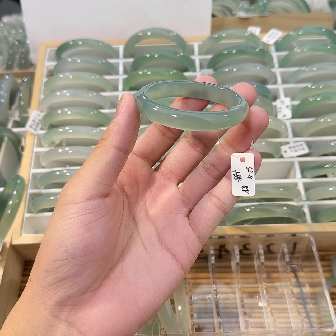 手镯玛瑙/玉髓未镶嵌圈口52.4