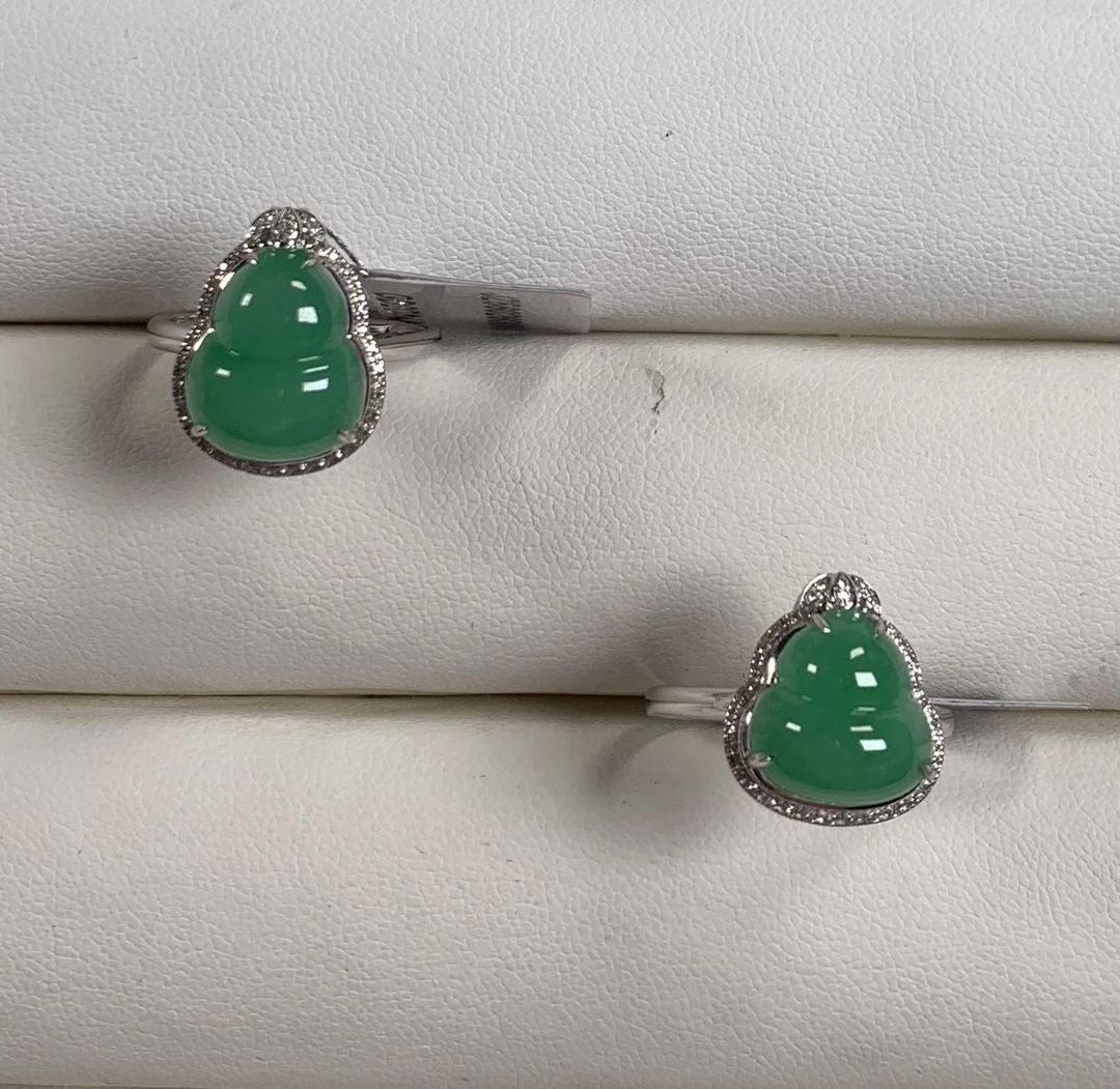 天然缅甸翡翠A货18K金镶嵌葫芦戒指多样性发货，发一件6 449