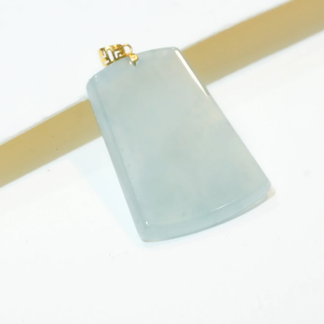 天然A货翡翠无事牌吊坠18k金多样性发气质时尚挂坠镶嵌平安无事