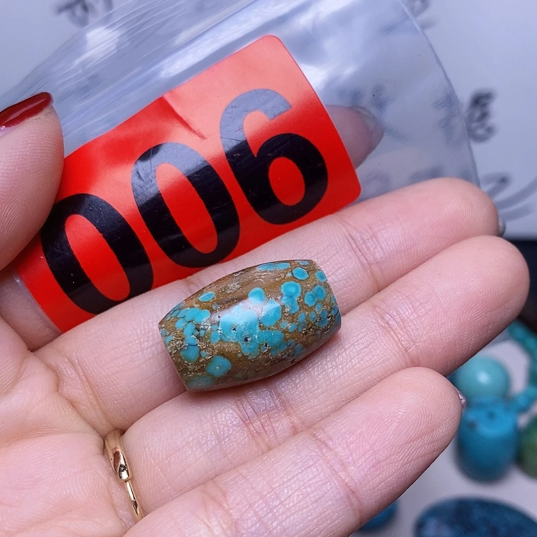 湖北十堰原矿特色散珠