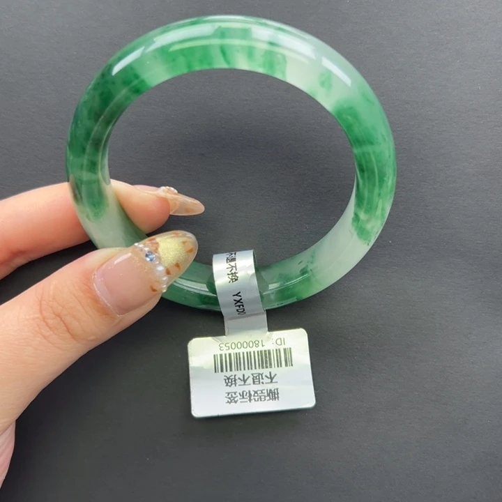 石英质玉未镶嵌手镯+56.4 会会