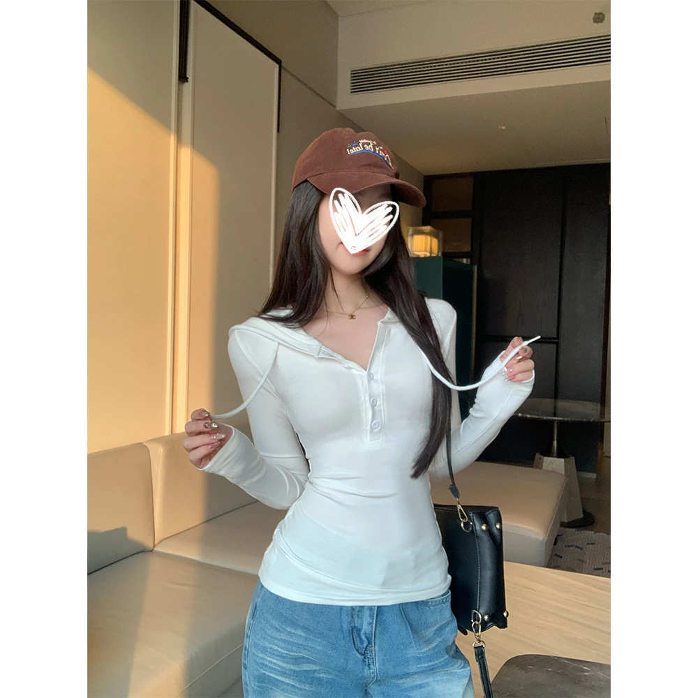 纯欲白色连帽休闲长袖T恤早秋秋冬辣妹修身半开扣收腰内搭上衣