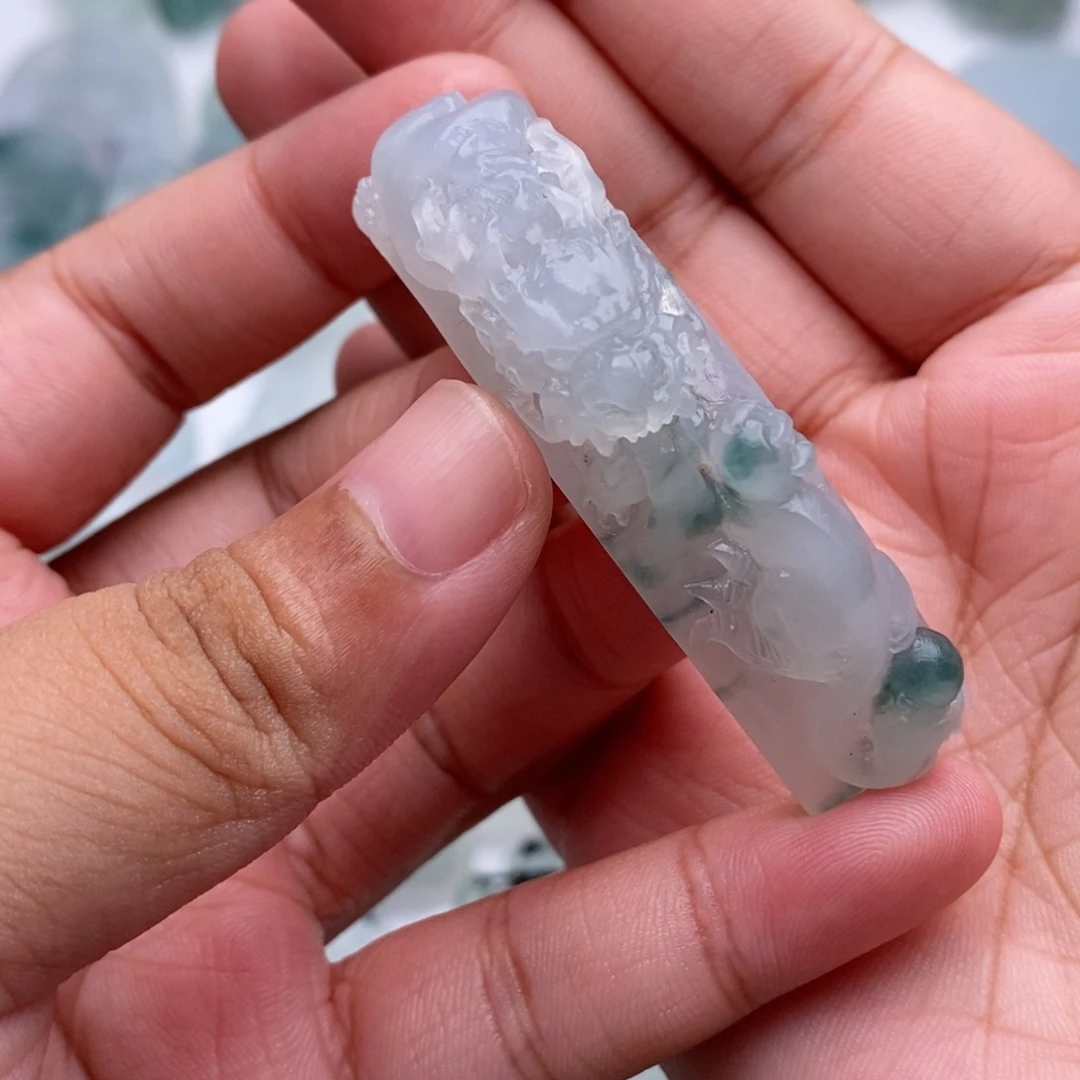 定制翡翠未镶嵌高*鑫天然缅甸翡翠a货