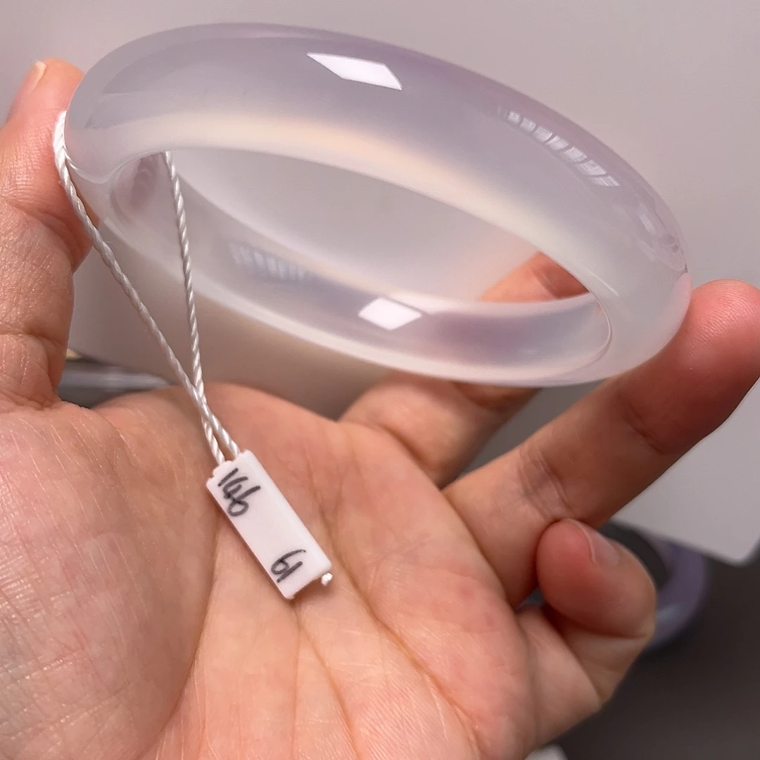 手镯玛瑙/玉髓未镶嵌61-12，带小包容卡灯牌漏5元