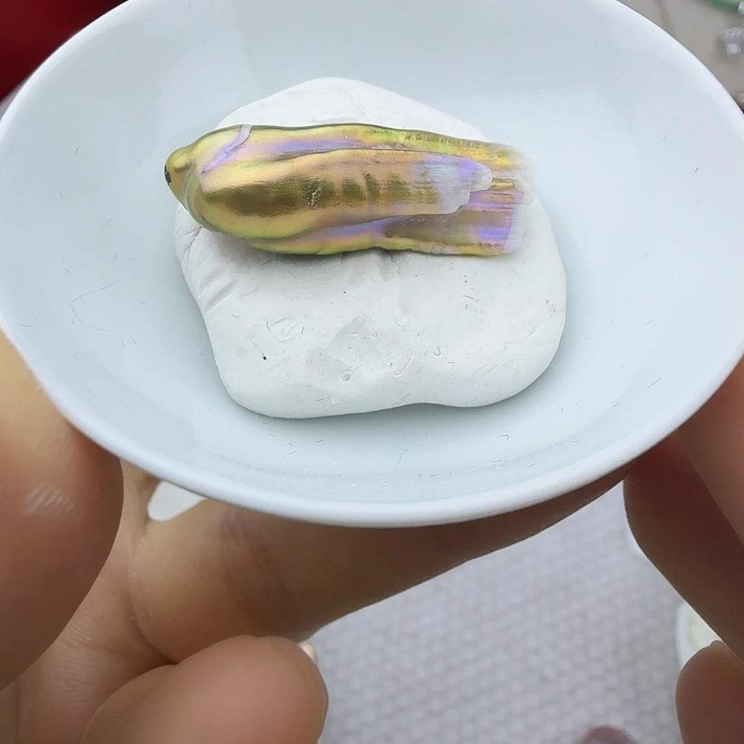 大理石磁石工行就尴尬哈哈哈滚滚