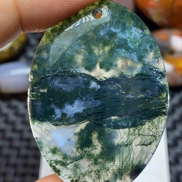 玛瑙/玉髓颈饰未镶嵌