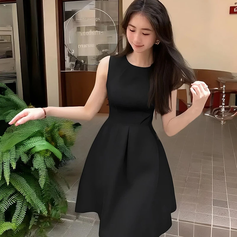 无袖收腰赫本裙设计感法式A字赫本气质显瘦连衣裙小黑裙礼服D3214