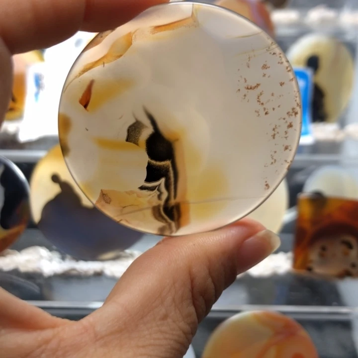 合金玛瑙/玉髓珠宝奇石57