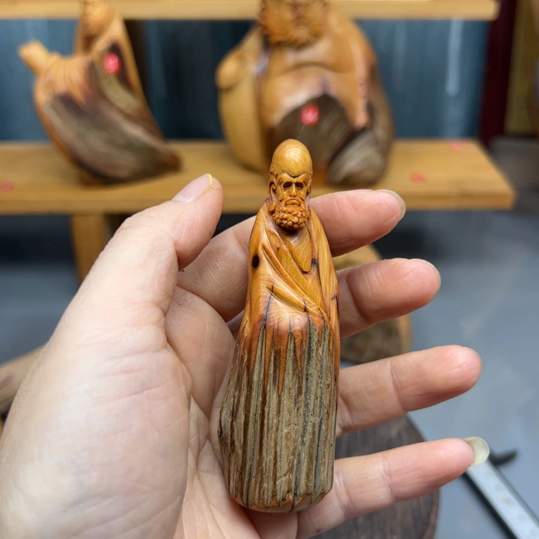 妮***朵木崖柏木摆件手把件，