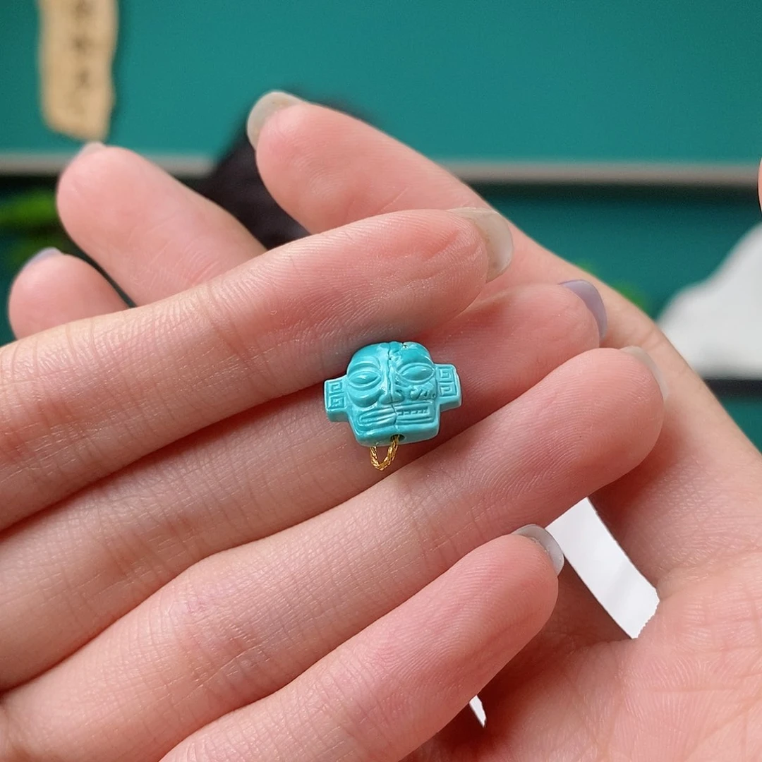 未镶嵌绿松石珠宝奇石