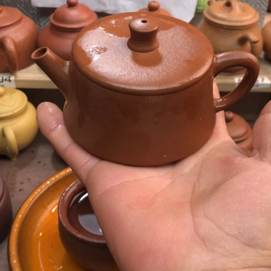 紫砂茶壶朱泥云柱140豪升左右有瑕疵