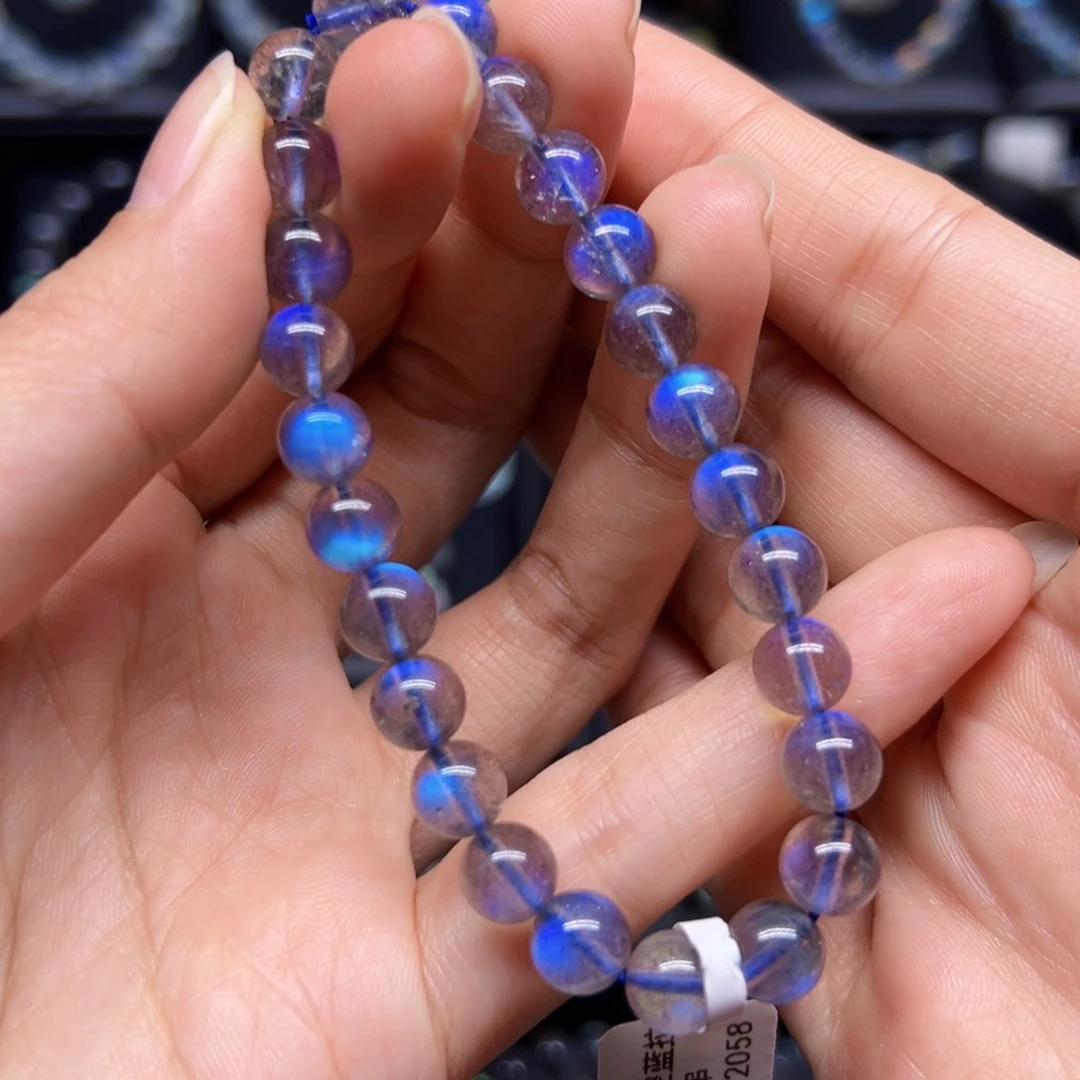 未镶嵌手链长石7.8左右