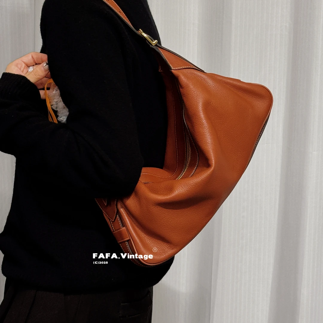 95新 Celine/思琳 發發中古· celine romy新款焦糖色牛皮单肩包