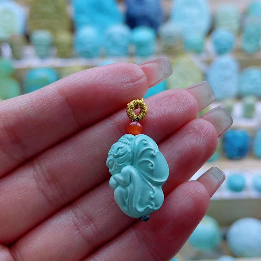 绿松石未镶嵌珠宝奇石