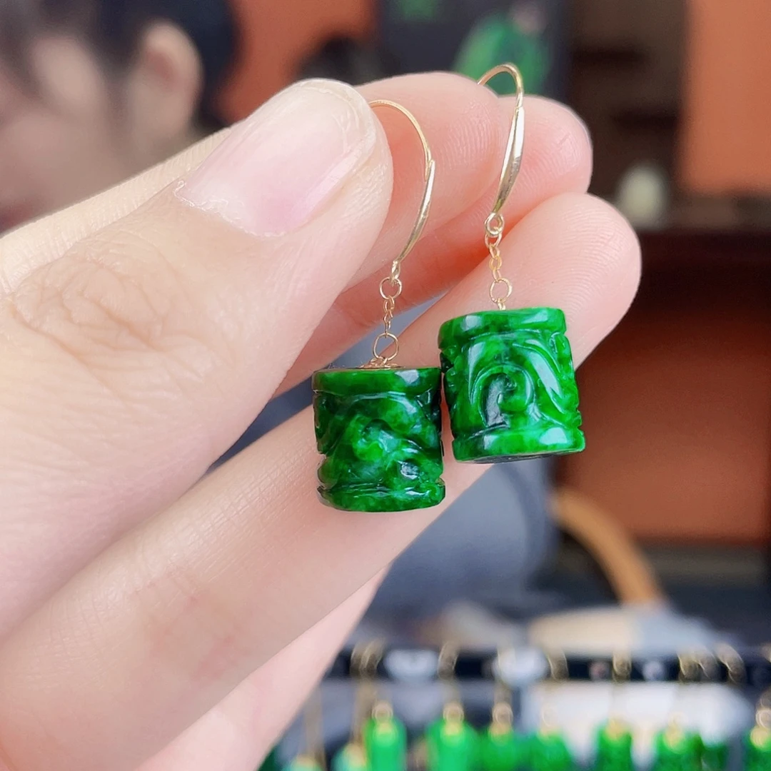 翡翠18K金镶嵌耳饰