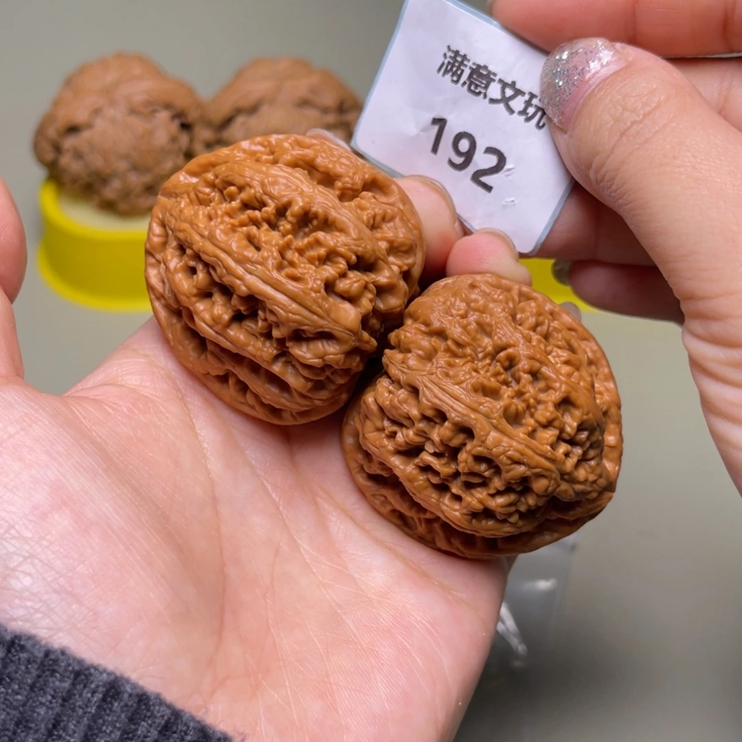 文玩核桃手串粗筋44.192
