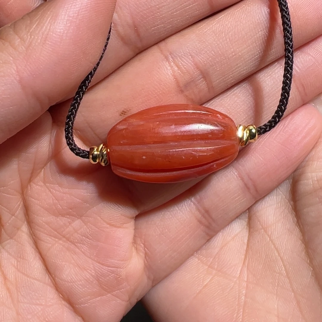 南红玛瑙未镶嵌颈饰
