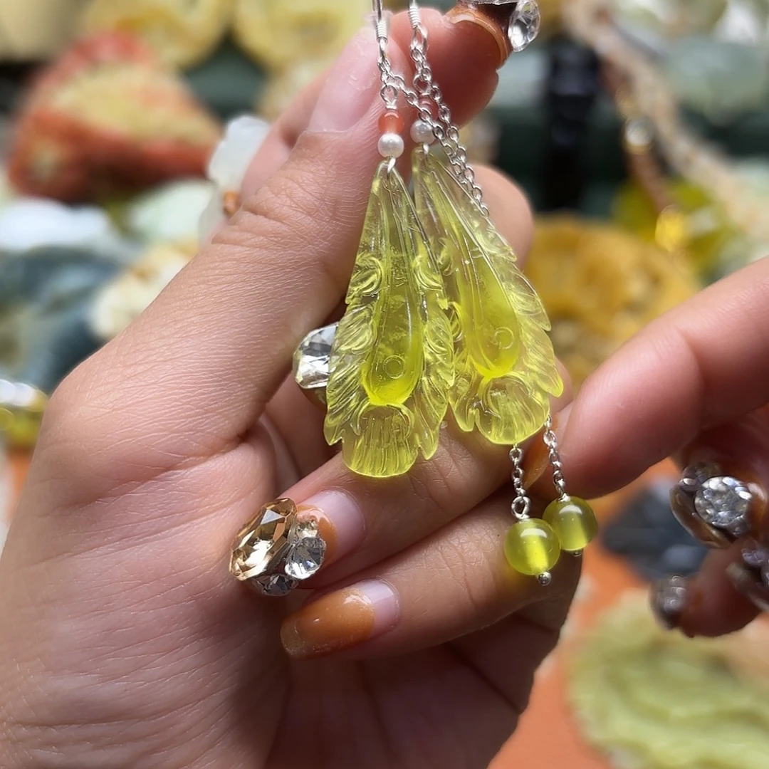 蛇纹石玉未镶嵌吊坠