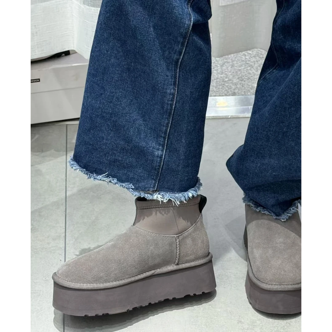 桑坡冬季短款雷云色厚底雪地靴皮毛一体雪地靴舒适休闲雪地靴保暖