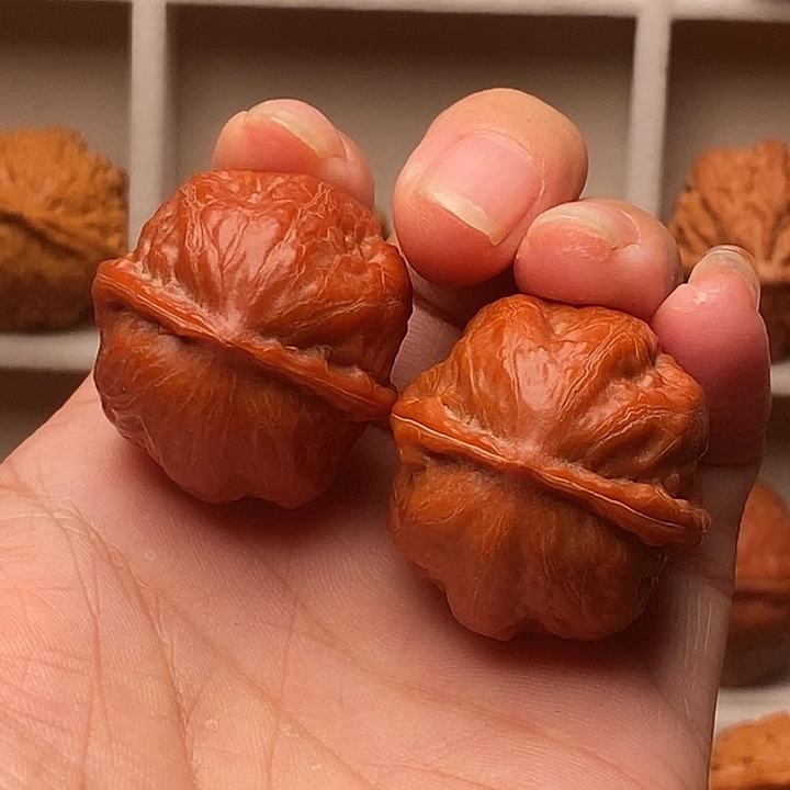 吊坠文玩核桃肉龙