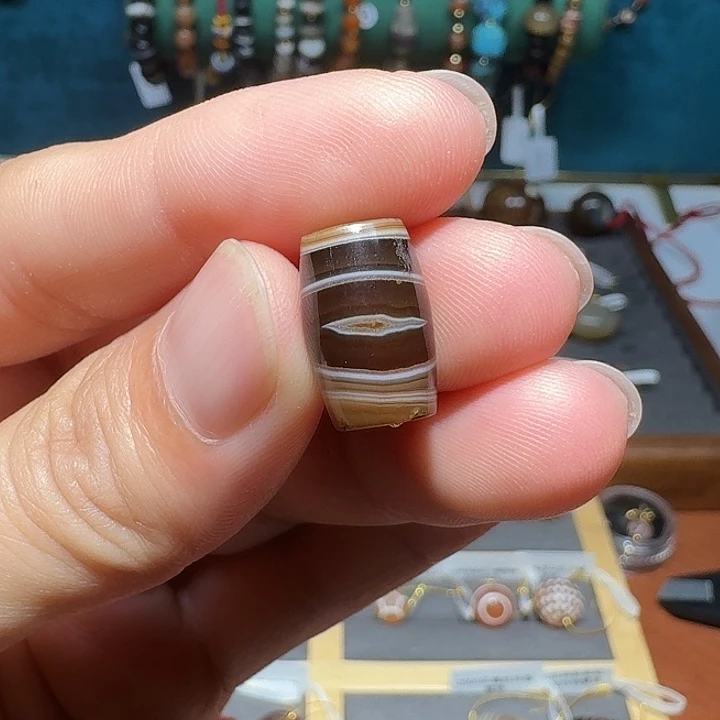 良***王未镶嵌玛瑙/玉髓珠宝半成品9.5*15mm