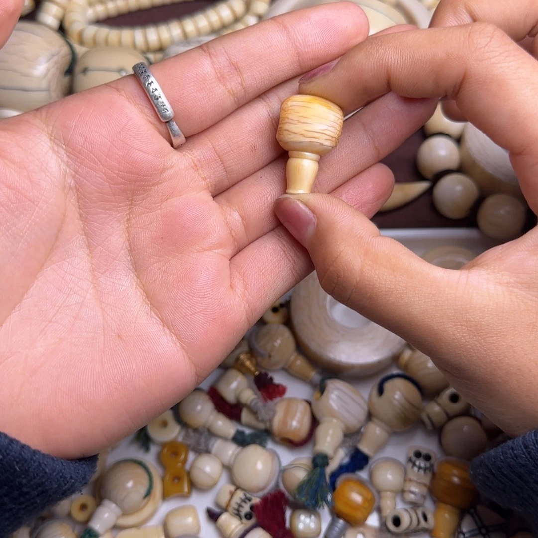 任***航菩提籽类藏传老高级白三通