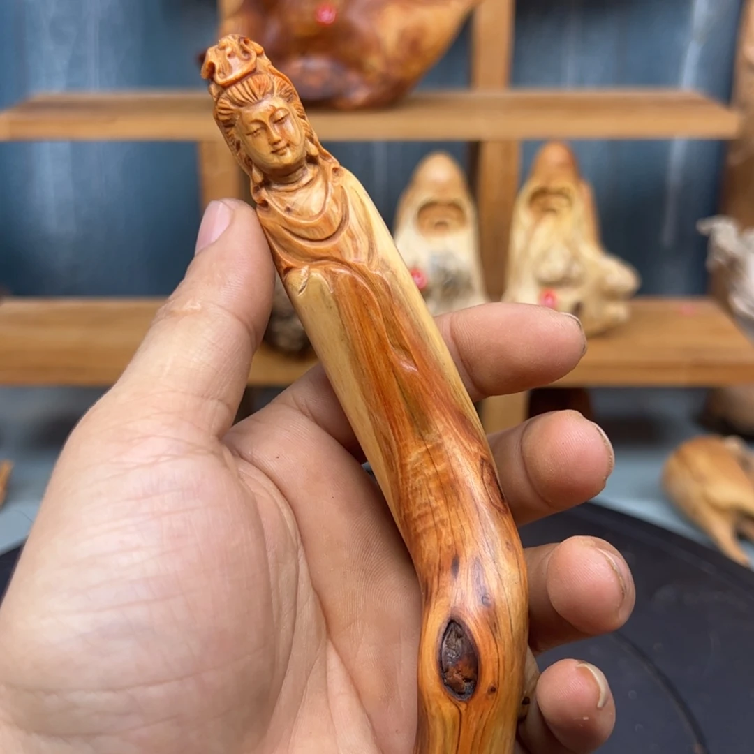 木p****球崖柏木摆件手把件