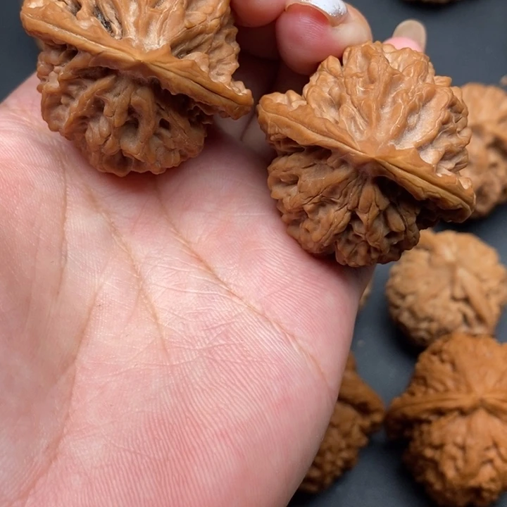 文玩核桃吊坠鹤渡岭39