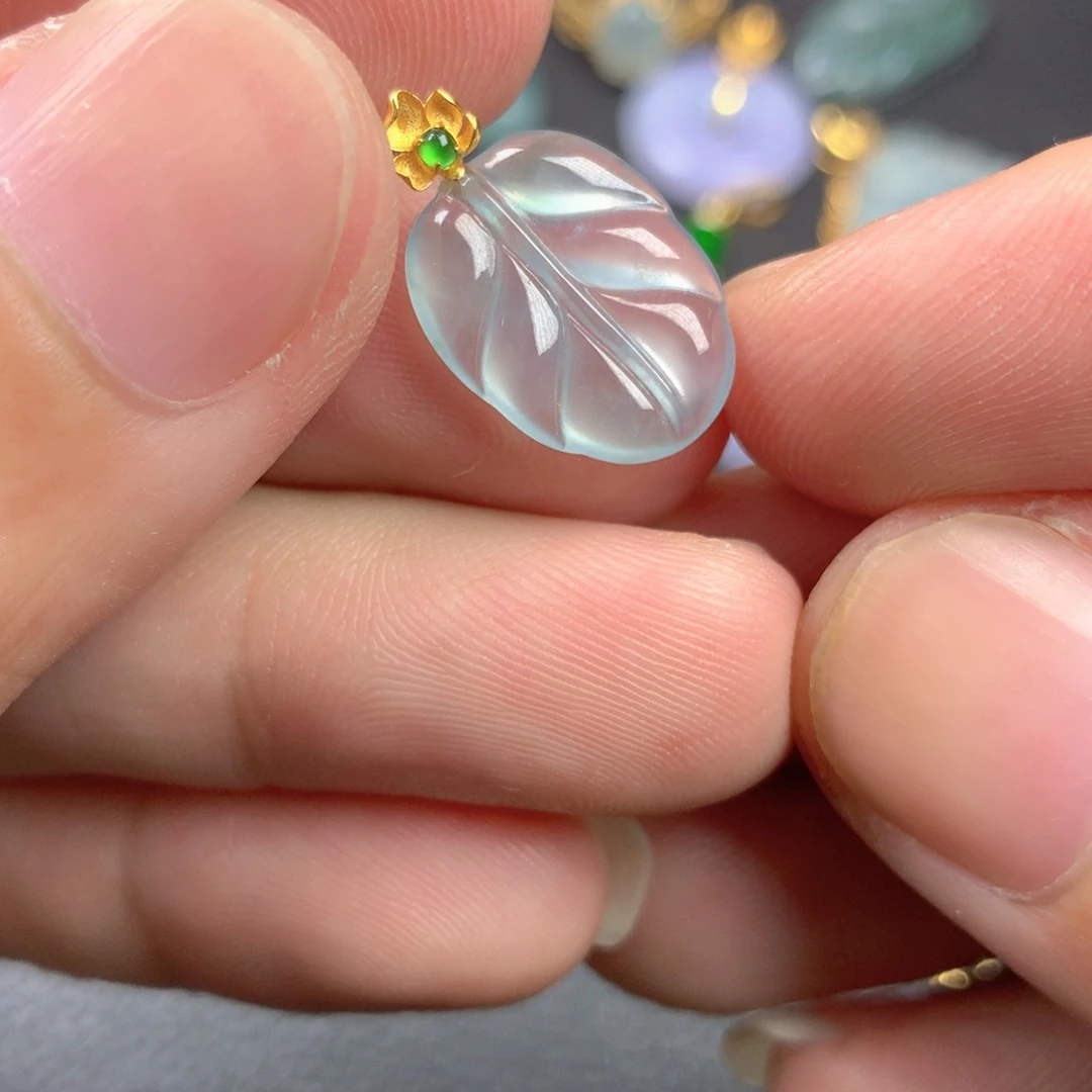 【闪购商品】翡翠18K金镶嵌颈饰翡翠