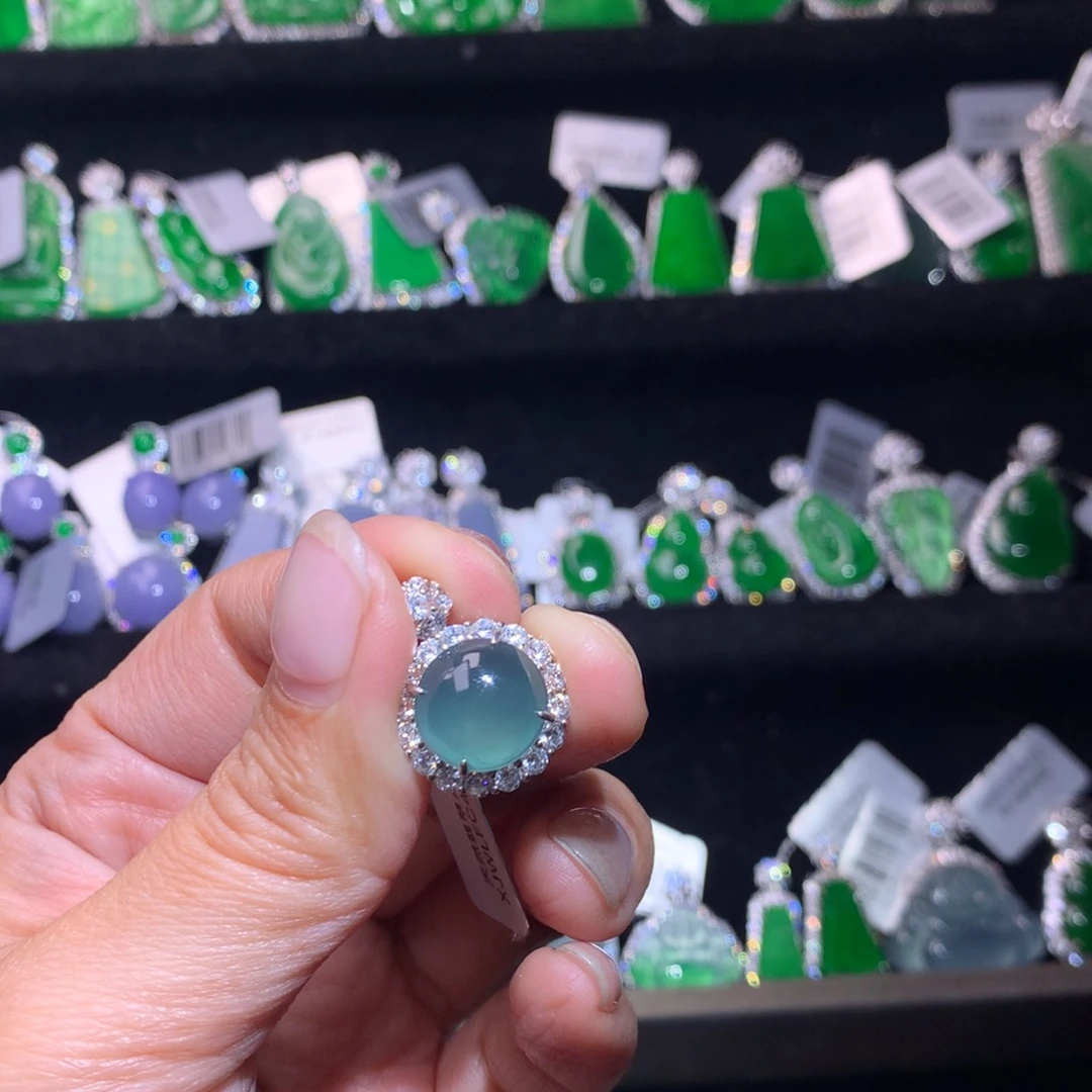 【闪购商品】颈饰银S925镶嵌翡翠