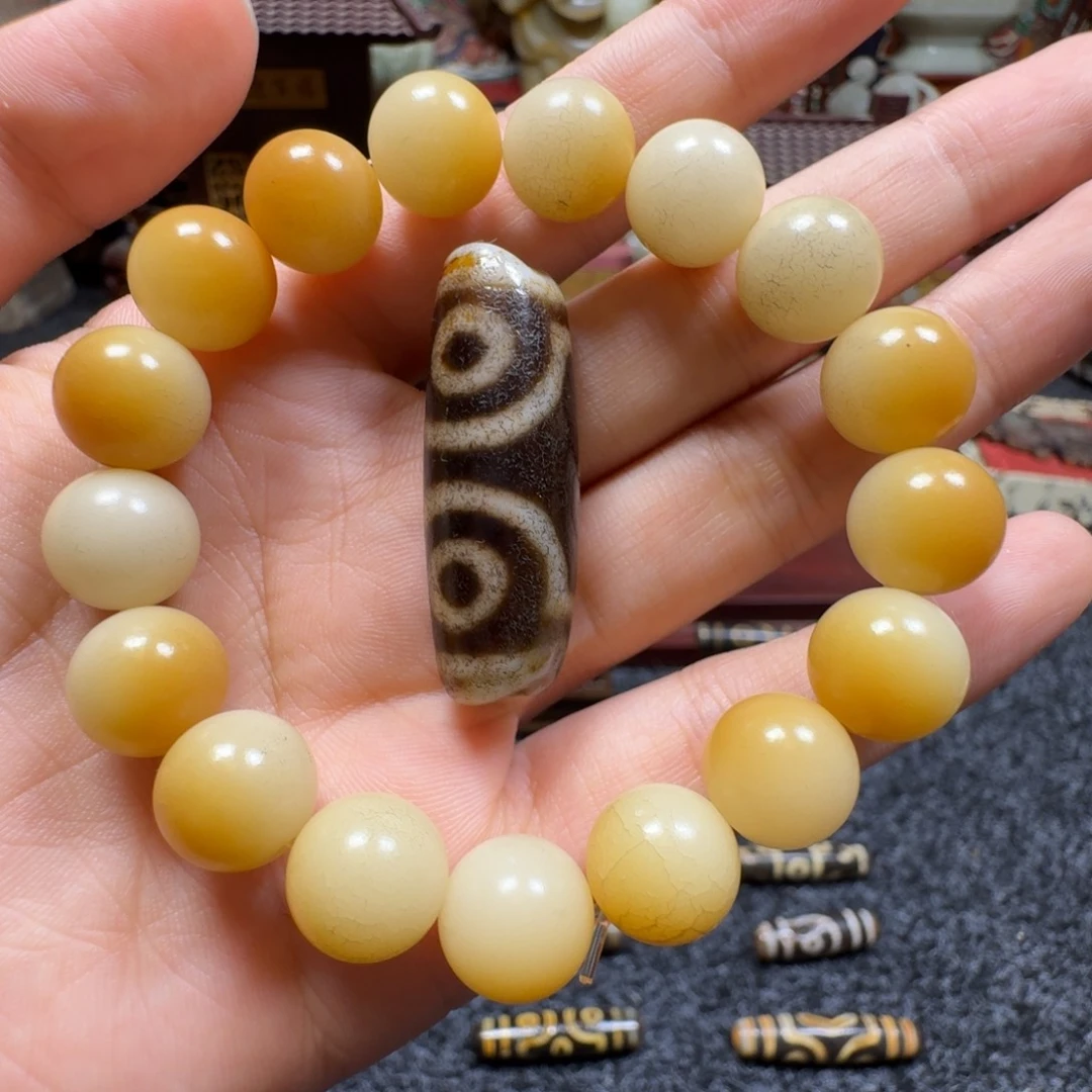 白玉菩提手串凹***n吊坠