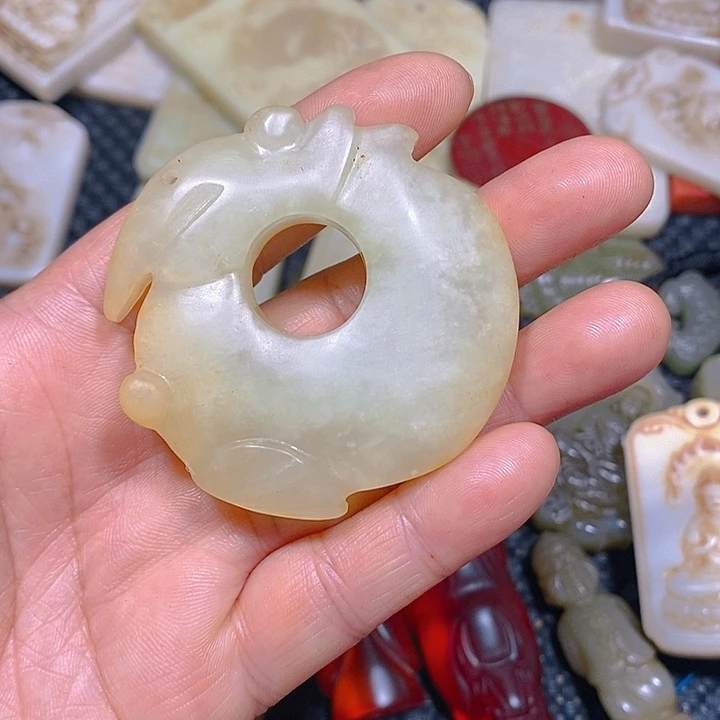 未镶嵌手链和田玉（糖玉）