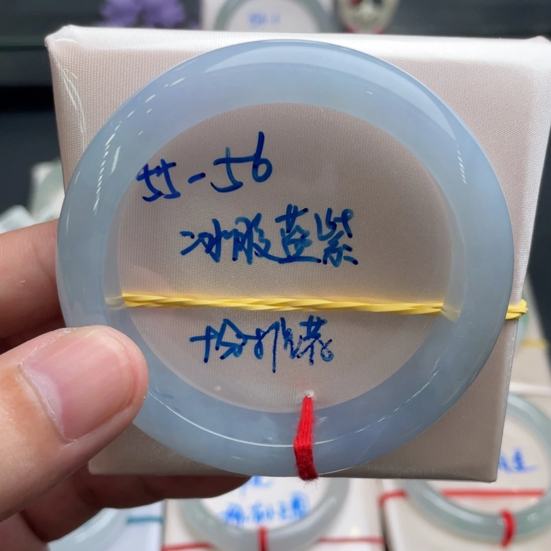 未镶嵌手镯翡翠翡翠手镯