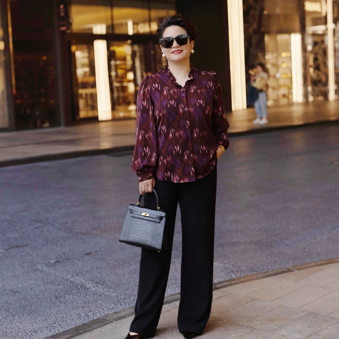 向红同学2025早秋法式轻奢优雅贵气经典酒红印花SY088