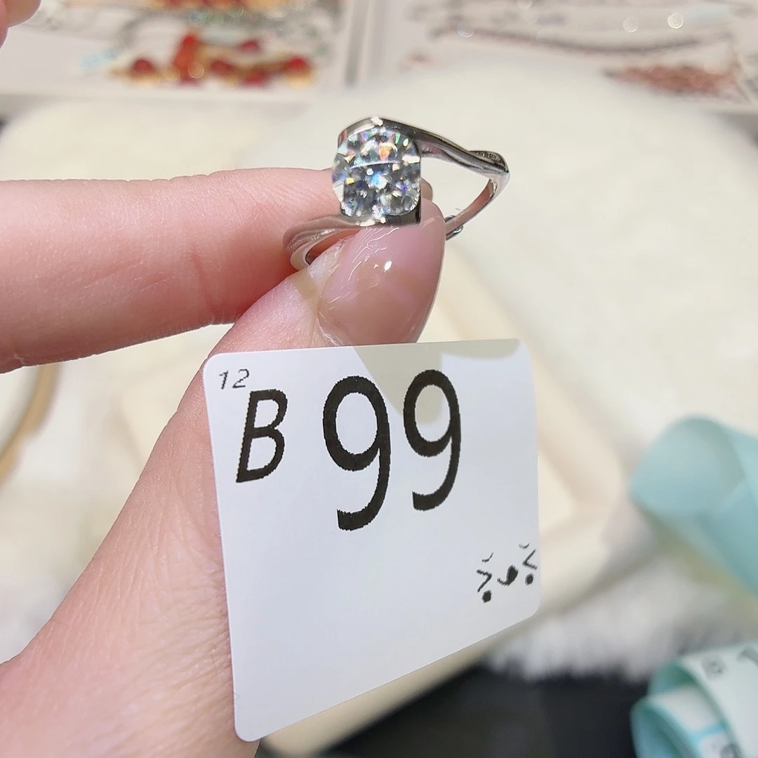 925银合成碳硅石b99
