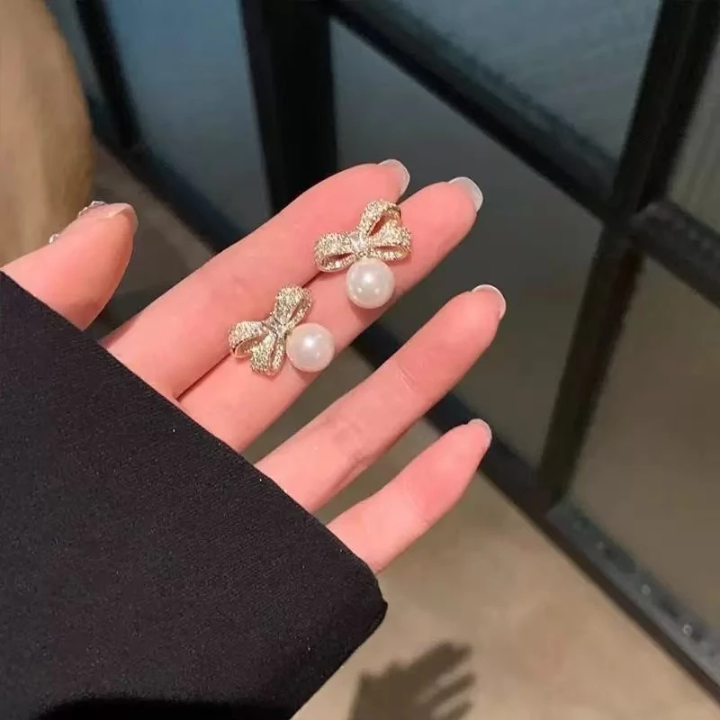 铜合金仿珍珠耳饰 韩版蝴蝶结圣诞耳钉甜美轻奢曼塔玫瑰珠耳饰