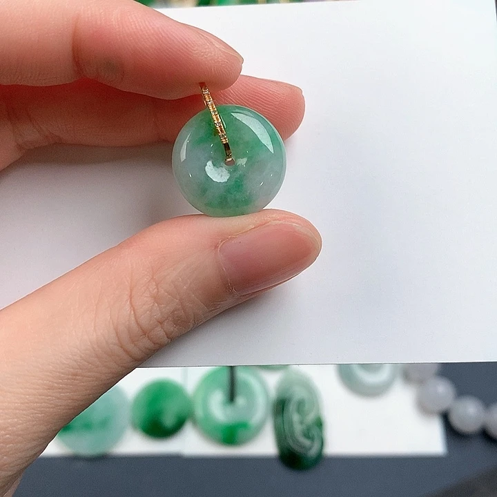 颈饰18K金镶嵌翡翠85334677788