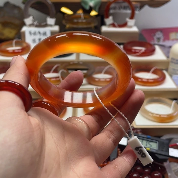 玛瑙/玉髓未镶嵌手镯