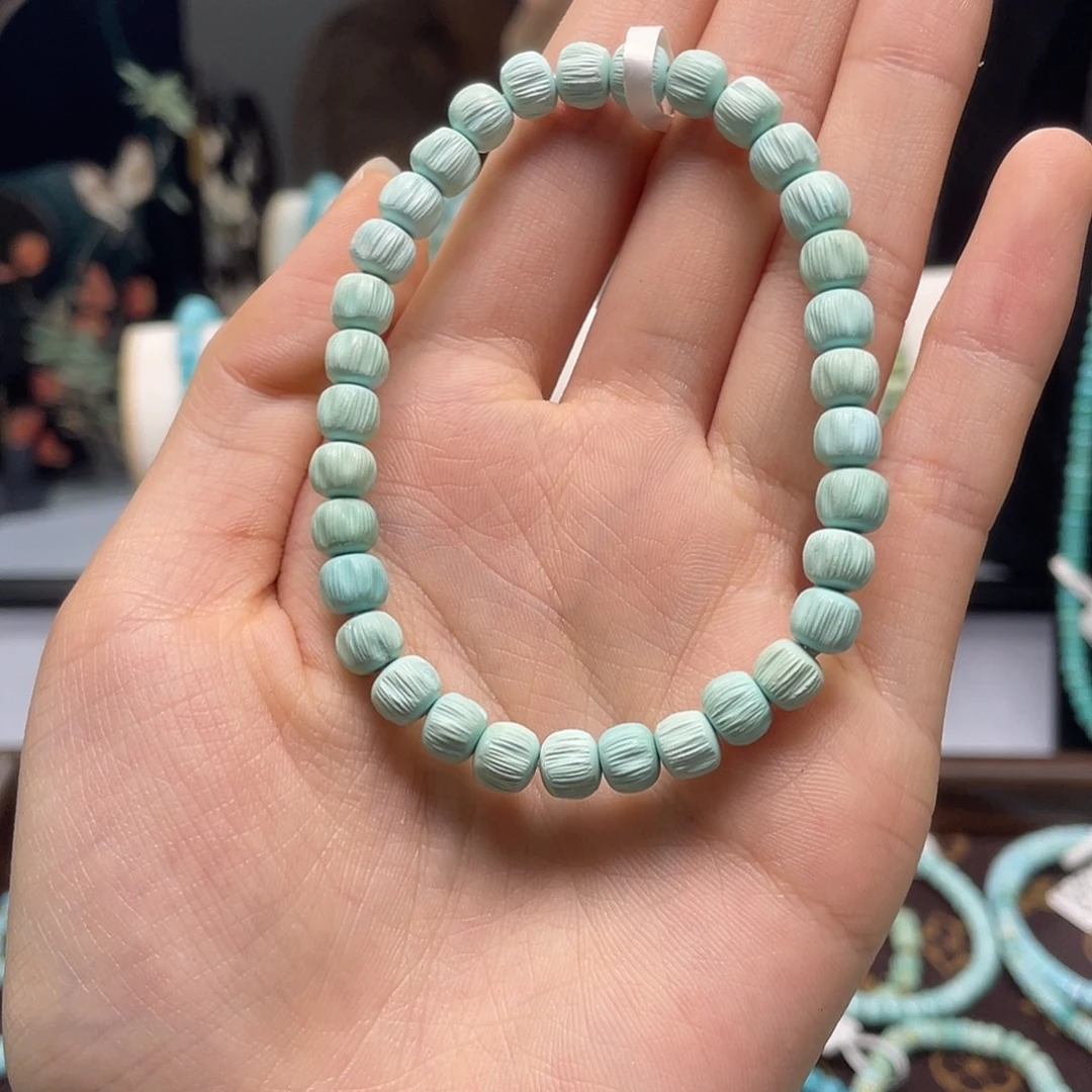 绿松石未镶嵌珠宝奇石31