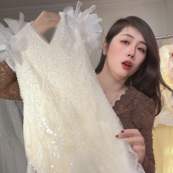儿童礼服嗯嗯嗯嗯嗯嗯