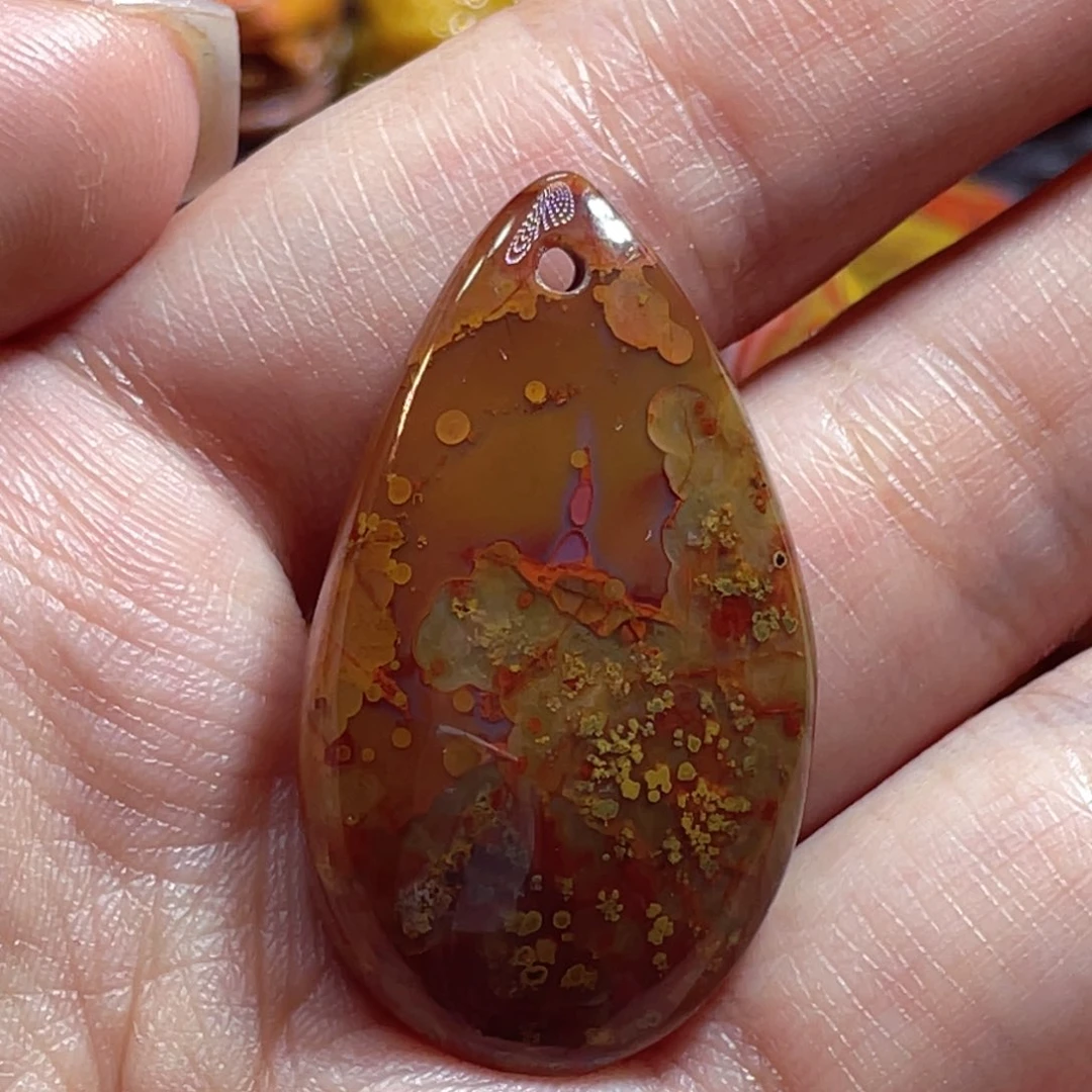 玛瑙/玉髓颈饰未镶嵌