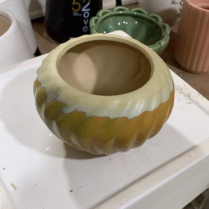 摆件陶盆有孔 微瑕介意勿拍
