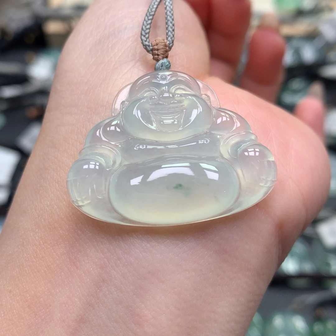 翡翠颈饰未镶嵌佛公