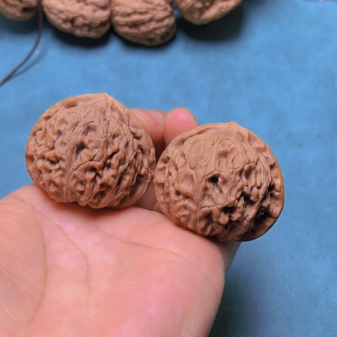 【闪购商品】核桃摆件38.5宫灯有修