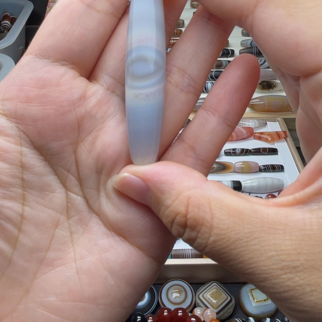 塞***图玛瑙/玉髓颈饰未镶嵌