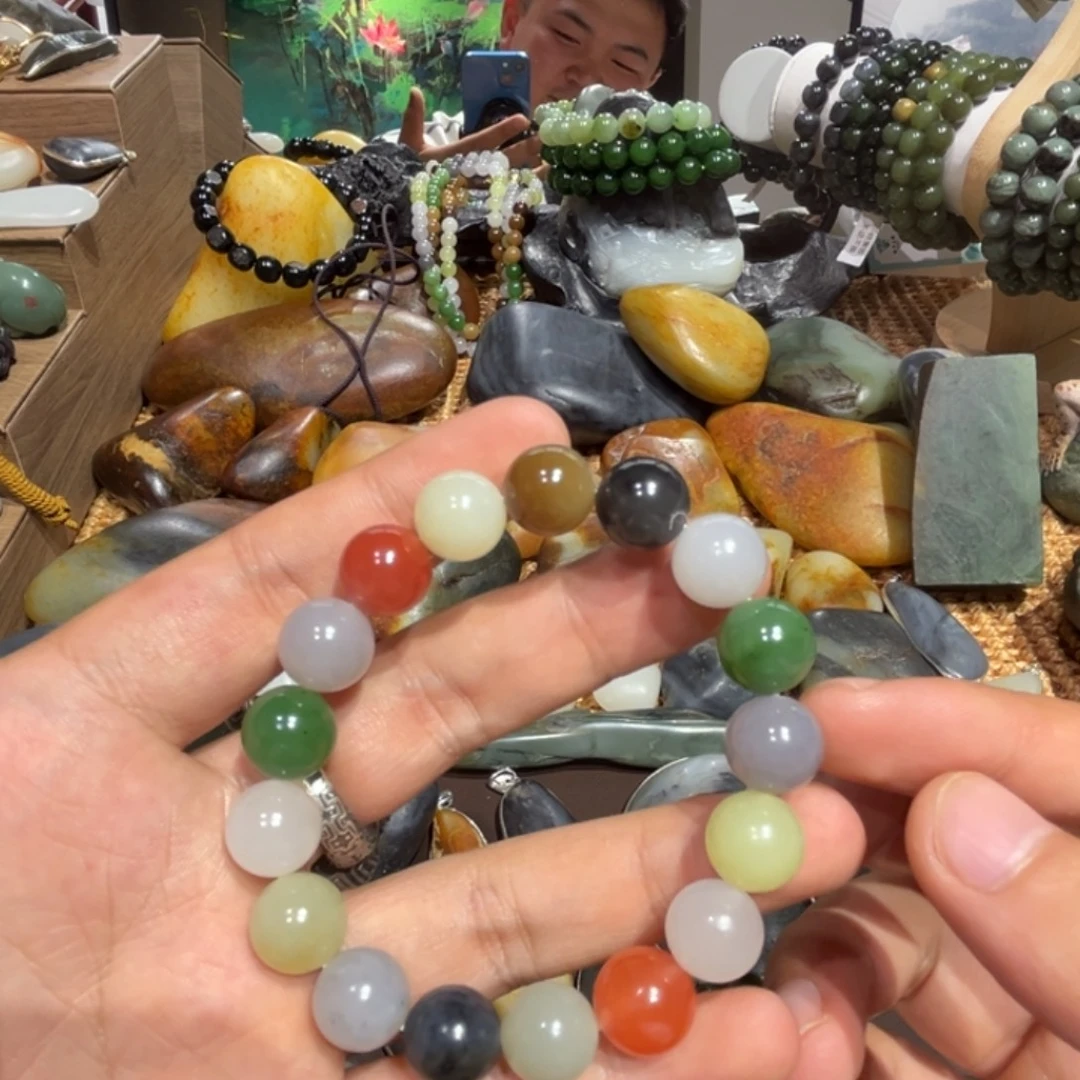 星****未镶嵌和田玉（糖玉）珠宝奇石