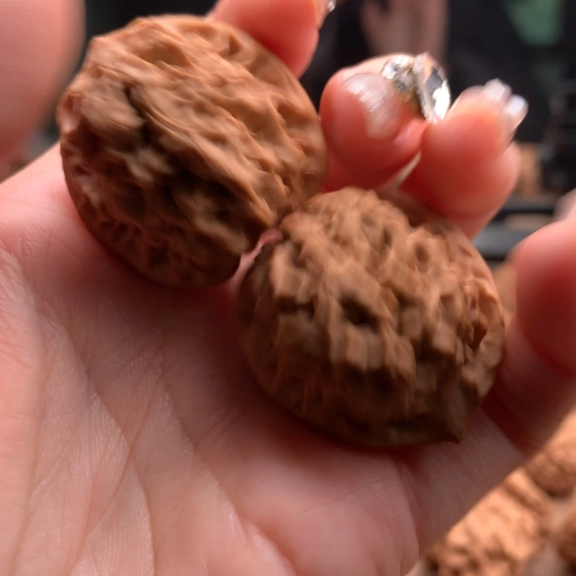 【闪购商品】文玩核桃吊坠o***1秦岭